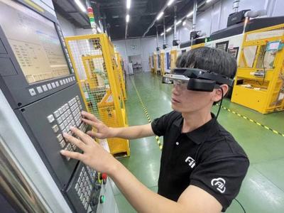 央視總臺大型紀錄片《智造中國》走進工業富聯